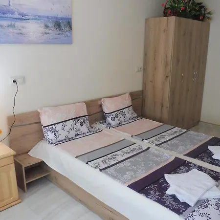 Gæstehus Viktoria 4*