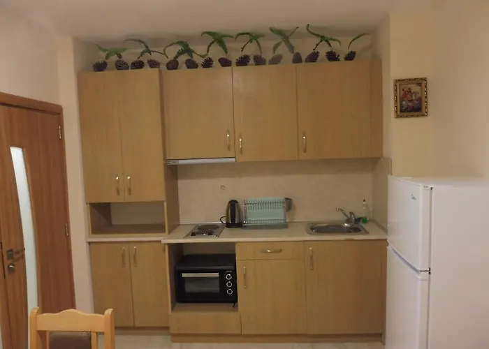 Viktoria ポモリエ